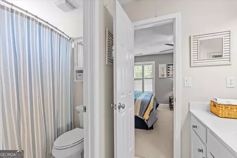 Bath - 410 Wynfield Dr, Tyrone, GA 30290 photo 6 of 8