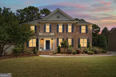 Exterior - 410 Wynfield Dr, Tyrone, GA 30290 photo 2 of 19