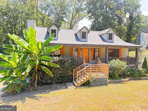 1192 Grayland Ln, Lawrenceville, GA 30045