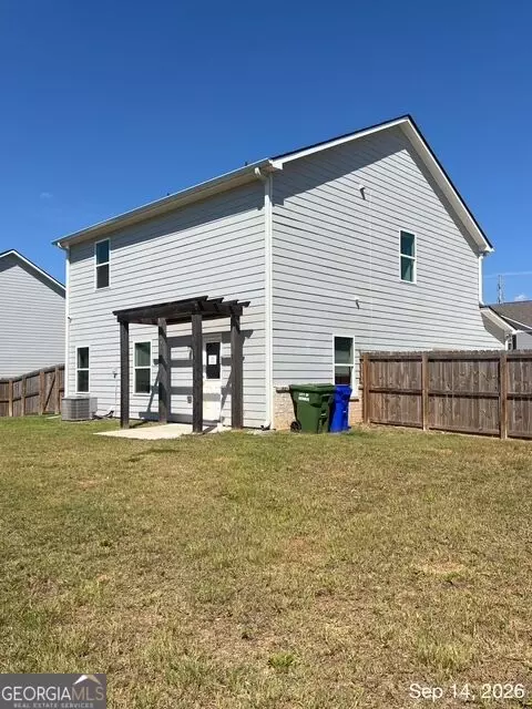 Exterior - 579 Meadows Farm Dr, Monroe, GA 30655 photo 2 of 4