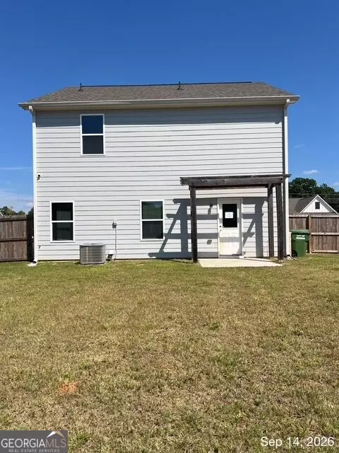 Exterior - 579 Meadows Farm Dr, Monroe, GA 30655 photo 3 of 4