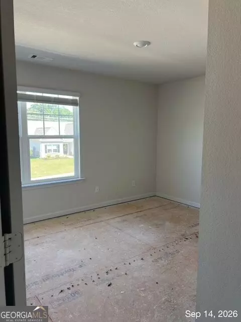Bedroom - 579 Meadows Farm Dr, Monroe, GA 30655 photo 1 of 4