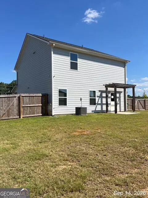 Exterior - 579 Meadows Farm Dr, Monroe, GA 30655 photo 4 of 4