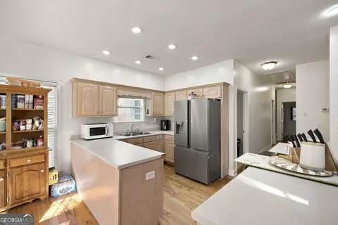 Kitchen - 207 Crestview Trce, Gray, GA 31032 photo 1 of 3