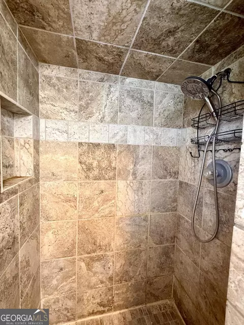 Bath - 506 E 26th Ave, Cordele, GA 31015 photo 3 of 3