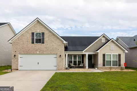 112 Larsen Ct, Kingsland, GA 31548