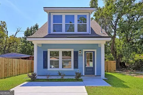 1525 New Castle St, Savannah, GA 31415