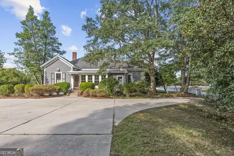 Exterior - 215 E Dixie Hwy, Rutledge, GA 30663 photo 13 of 19