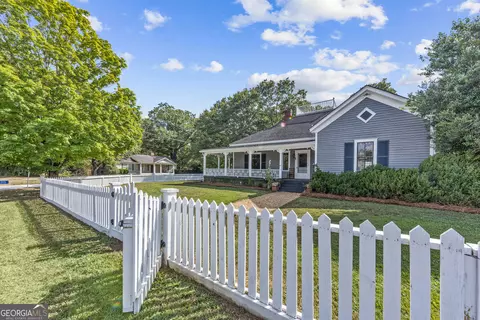 Exterior - 215 E Dixie Hwy, Rutledge, GA 30663 photo 17 of 19