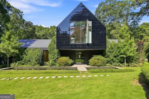 2716 Ridgewood Rd, Atlanta, GA 30327