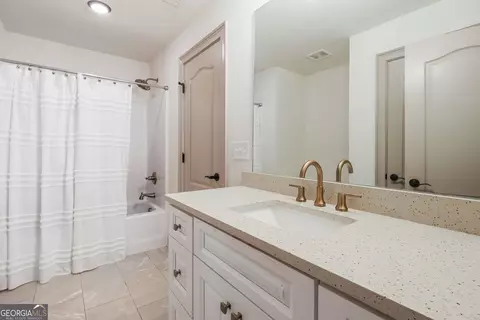 Bath - Undisclosed, Forsyth, GA 31029 photo 5 of 6