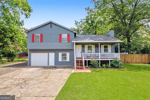 120 Lost Meadows Dr, Dallas, GA 30157
