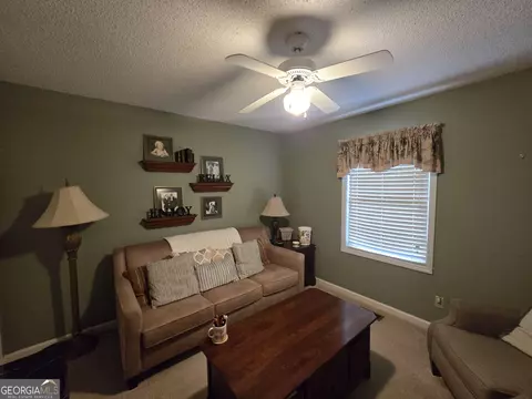 Bedroom - 206 Echo Ln, Warner Robins, GA 31088 photo 4 of 5