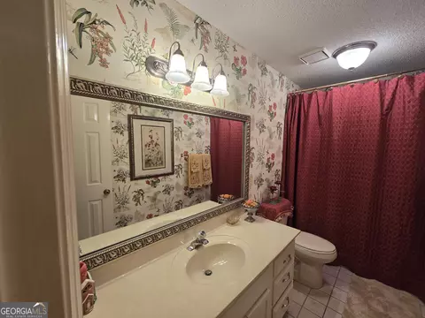 Bath - 206 Echo Ln, Warner Robins, GA 31088 photo 3 of 3