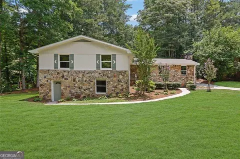 2270 Addison Rd NE, Marietta, GA 30066