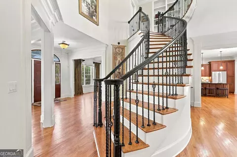 Entry Way - 7965 Georgetown Cir, Suwanee, GA 30024 photo 5 of 10