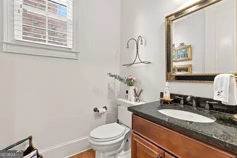 Bath - 7965 Georgetown Cir, Suwanee, GA 30024 photo 1 of 7