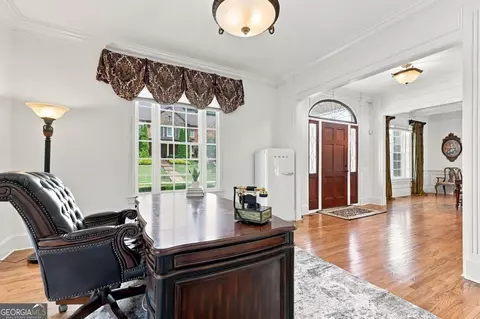 Entry Way - 7965 Georgetown Cir, Suwanee, GA 30024 photo 4 of 10