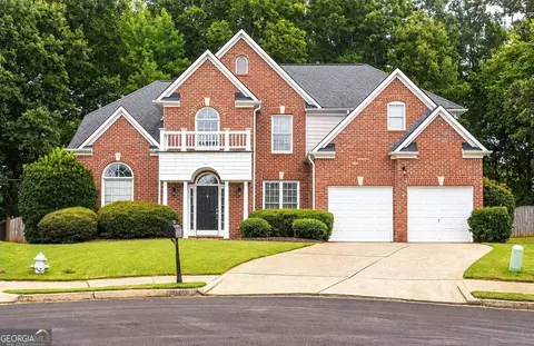 902 Daylight Cir, Lawrenceville, GA 30045
