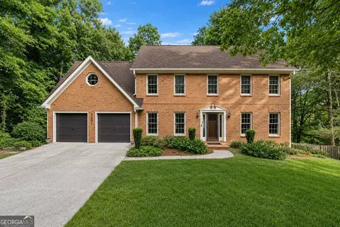 3201 Country Club Ct NW, Kennesaw, GA 30144