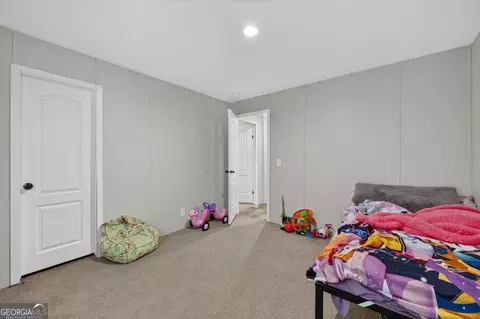 Bedroom - 3930 Bartley Rd, West Point, GA 31833 photo 3 of 4