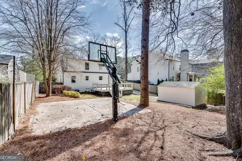Exterior - 1861 Dyer Cir, Chamblee, GA 30341 photo 6 of 8