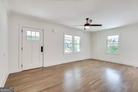 Living - 1861 Dyer Cir, Chamblee, GA 30341 photo 3 of 5