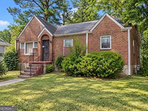 2870 Mcafee Rd, Decatur, GA 30032