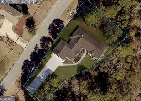 372 Bateau Dr, Saint Marys, GA 31558