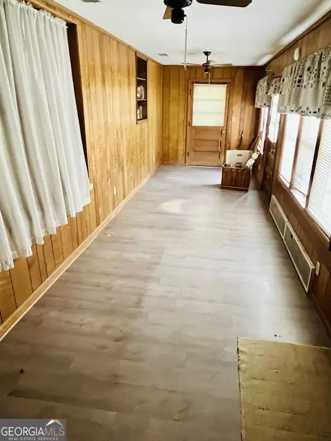 Exterior - 6 N Spring St, Claxton, GA 30417 photo 5 of 7