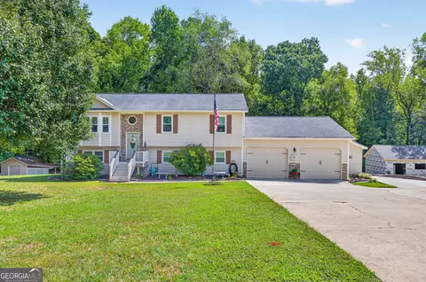 2475 Azalea Dr, Loganville, GA 30052