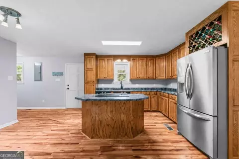 Kitchen - 2722 Stone Dr, Comer, GA 30629 photo 4 of 4