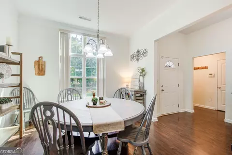 Dining - 190 Pebble Creek Dr, Covington, GA 30016 photo 1 of 2