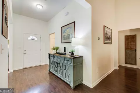Entry Way - 190 Pebble Creek Dr, Covington, GA 30016 photo 2 of 5