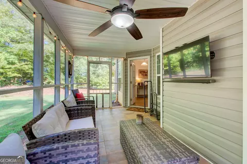Exterior - 190 Pebble Creek Dr, Covington, GA 30016 photo 4 of 8
