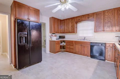 Kitchen - 202 E Wright St, Winder, GA 30680 photo 3 of 3