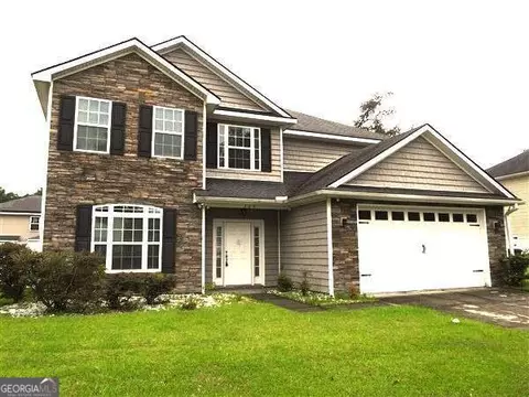 709 Eden Ln, Hinesville, GA 31313