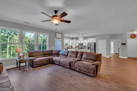 Living - 1466 Zellner Rd, Forsyth, GA 31029 photo 2 of 2
