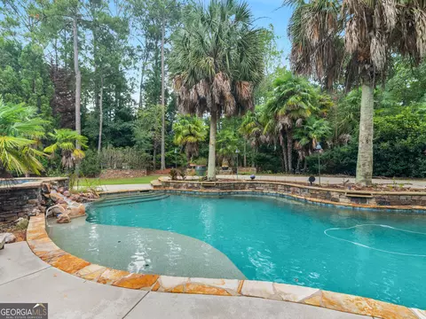 Exterior - 105 Whitestone Dr, Mcdonough, GA 30253 photo 6 of 14