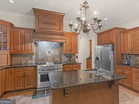 Kitchen - 105 Whitestone Dr, Mcdonough, GA 30253 photo 4 of 9