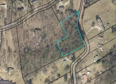 5490 Hillview Dr, Oxford, GA 30054