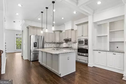 1014 River Vista Dr, Atlanta, GA 30339