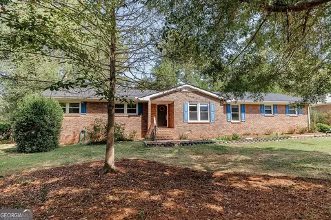 525 Cedar Creek Dr, Athens, GA 30605