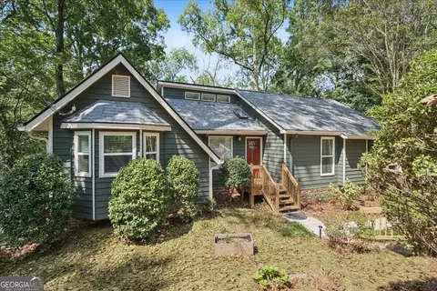 98 Geraldine Dr SE, Smyrna, GA 30082