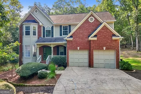 Exterior - 195 Sable Pointe Dr, Milton, GA 30004 photo 10 of 24