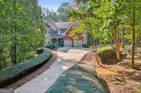 Exterior - 195 Sable Pointe Dr, Milton, GA 30004 photo 11 of 24