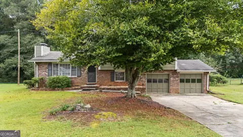 4561 Fairfax Pl, Powder Springs, GA 30127