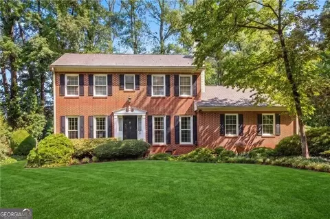 1475 Luke Ln, Lawrenceville, GA 30043