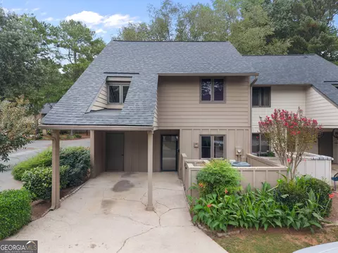 915 Cedar Crk S, Marietta, GA 30067