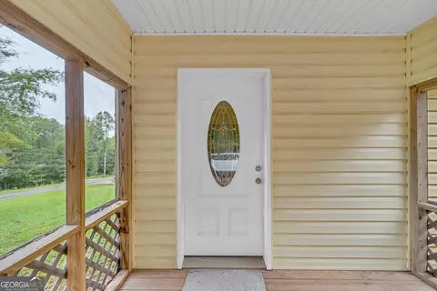 Exterior - 393 N Red Rock Rd, Toccoa, GA 30577 photo 2 of 6